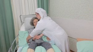 Смена нательного белья. Краткий курс по уходу за лежачими пациентами (часть 2).