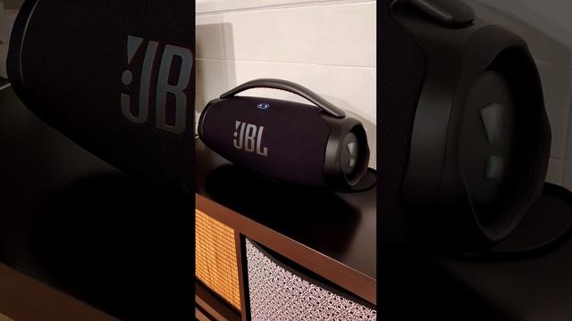 JBL Boombox 3 Prueba de Audio 100% volumen ( Usar Audífonos ?) смотреть онлайн