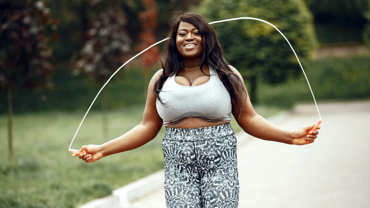 ФИТНЕС ПЛЮС-САЙЗ!.mp4 смотреть онлайн