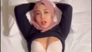 Desahan manja awek melayu