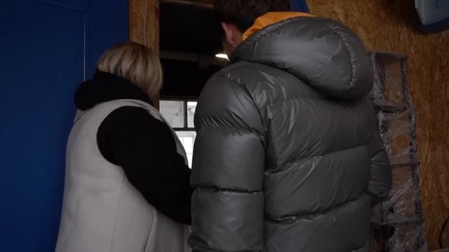 Светлана Пермякова строит дом за 10 дней. Сколько стоит? Из какого материала? смотреть онлайн