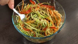 Кабачки по-корейски.