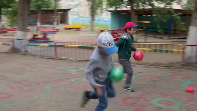 Один день в деткском саду 230 смотреть онлайн
