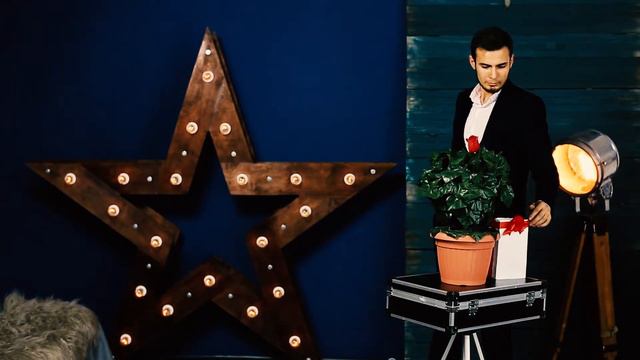 Romantic magic with a rose смотреть онлайн