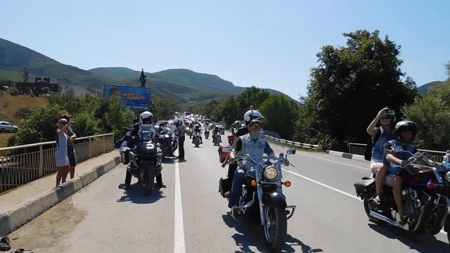 Байкшоу 2017, "РУССКИЙ РЕАКТОР", построение колонны мотоциклистов смотреть онлайн