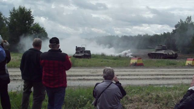 Parolan panssaridivisioona 70v -prikaati 60v, taistelunäytös osa 1 (jatkosota) смотреть онлайн