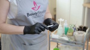 Процесс создания бровей в Волосковой технике.