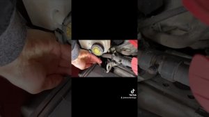 Замена воздушного фильтра Renault Sandero Stepway хэтчбек 5 дверей