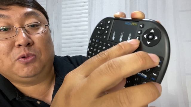 Mini Wireless Keyboard With Touchpad Remote Control Review