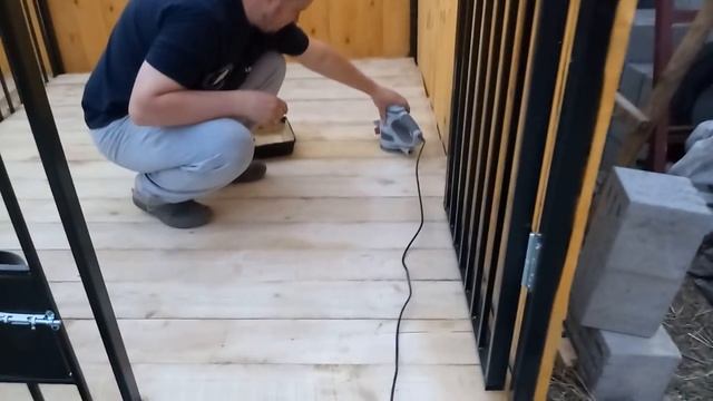 Вольер для двух собак//Будка для собаки//Испытывают дети смотреть онлайн