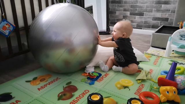 1 год! Как быстро летит время... смотреть онлайн