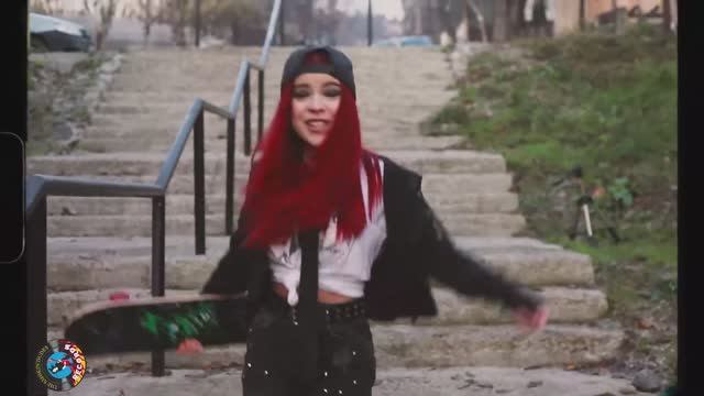 Sk8er Boy (Avril Lavigne); By Andreea Munteanu смотреть онлайн