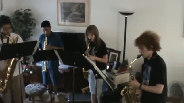 Fuga In Sol Minore by Bach for a Saxophone Quintet смотреть онлайн