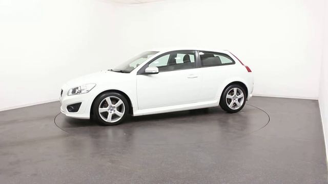 PN12BGX VOLVO C30 2.0 R-DESIGN 3d 145 BHP смотреть онлайн