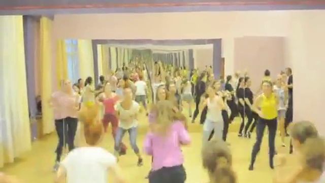 Открытый урок танца Хип Хоп в студии танца DanceAura смотреть онлайн