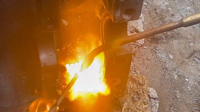 Amazing Welding Process Of Broken Tractor Engine Block // Big Gap Filling Engine Cylinder Block // смотреть онлайн
