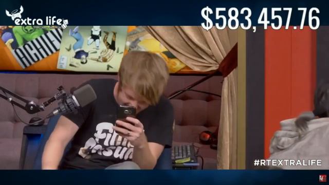 Extra Life 2016- Chad reads 50 Shades of Grey quotes as Boomstick смотреть онлайн