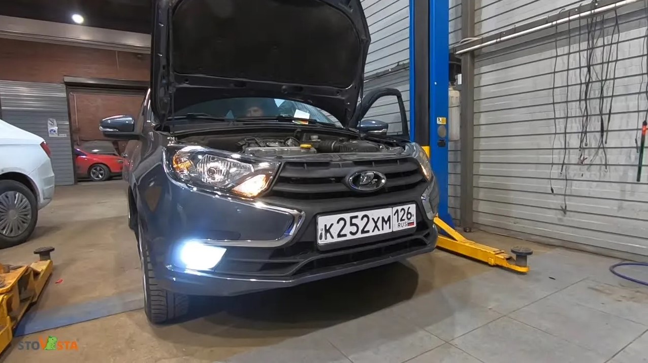 Штатная установка ПТФ на Лада Гранта ФЛ смотреть онлайн