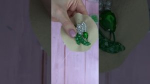 Брошь из бисера Подснежник