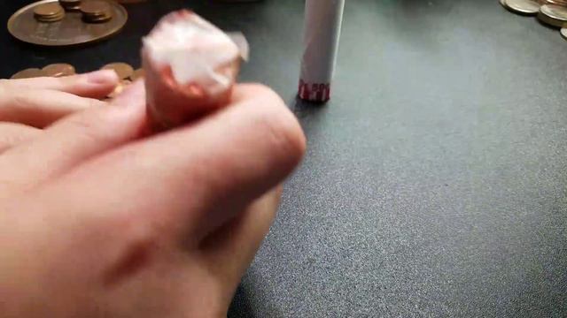 25 YEAR OLD ROLL + WHEAT ENDER! -Coin Roll Hunting- смотреть онлайн