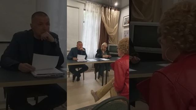 8 мая 2019 г. Публичные слушания по переводу назначения земельного участка с ЛПХ в ИЖС. смотреть онлайн