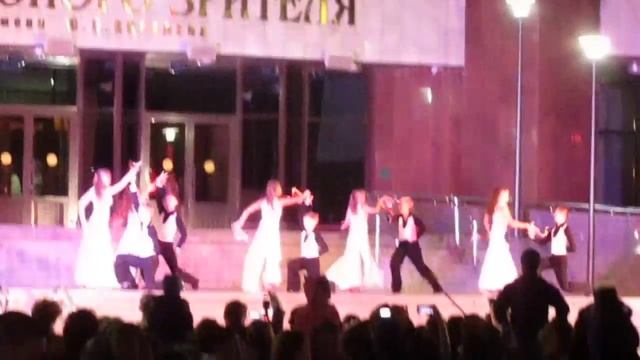 Выступление на Открытии Нового Фонтана в Саратове смотреть онлайн