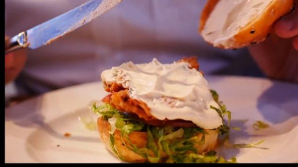 Бургеры от Корнер Бургер (Corner Burger) | Звезды Мишлен летят с погон?