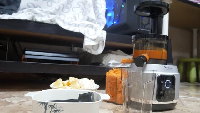 Moulinex Juice and Clean Slow Juicer смотреть онлайн