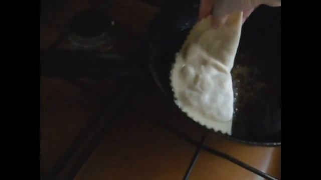 Чебуреки из остатков пельменного теста. смотреть онлайн