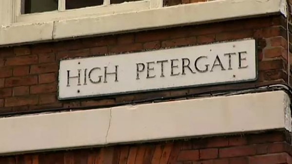 Solution pre intermediate 3rd edition_ Unit 4 The English Language mixed