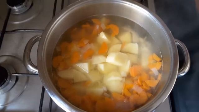 Chicken And Rice Soup. Ciorbă De Pui Cu Orez. Куриный суп с рисом.