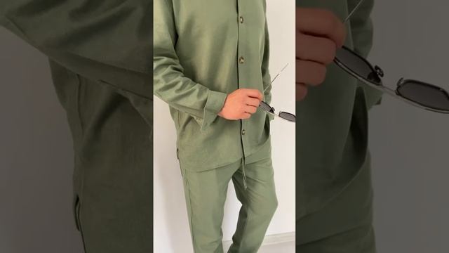 Стильный и яркий мужской костюм смотреть онлайн