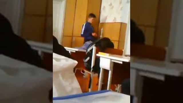 поставили в угол как наказания смотреть онлайн
