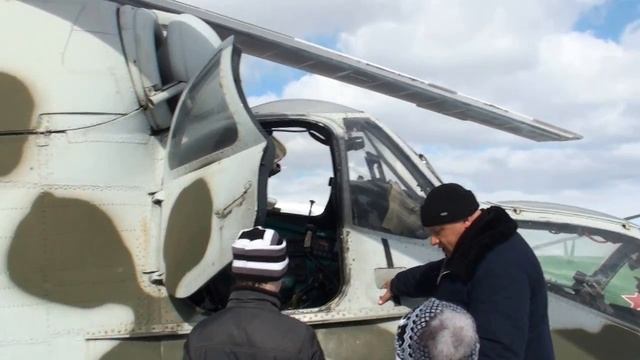 Музей авиации в километре от Минской кольцевой! смотреть онлайн