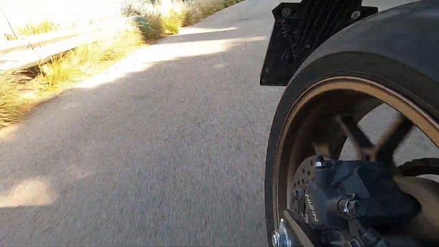 Honda cb 650r 2021, test sound con scarico originale + quick shifter смотреть онлайн