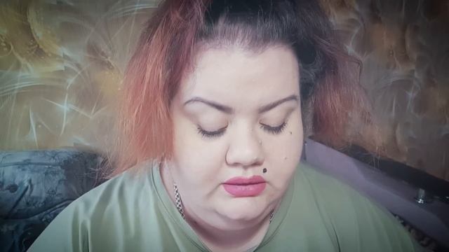 АСМР ❤ Макияж на новый год 2023 ? Треш салон Ужасный макияж ? асмр смотреть онлайн