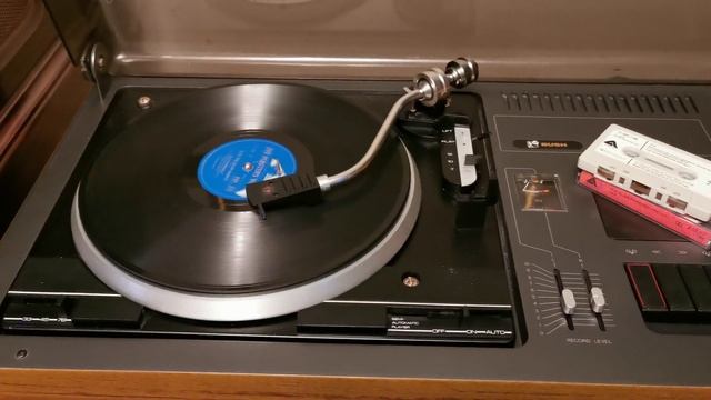 Bush BS3045 1970S Music Centre Demo Record Player Vinyl Cassette Radio FM MW LW смотреть онлайн