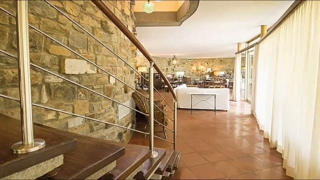 Аренда виллы с бассейном в Пунта Ала смотреть онлайн