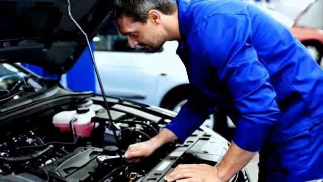 Автомеханик должен уметь и знать: смотреть онлайн