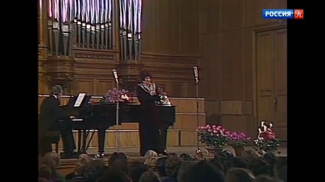 Бэла РУДЕНКО - НОЧЬЮ В САДУ У МЕНЯ - 1979 смотреть онлайн