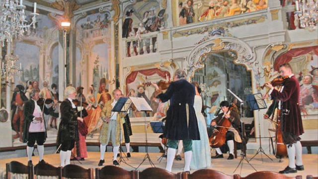 ANTONIO VIVALDI L'ESTRO ARMONICO: Concerto No. 8 in A minor, RV 522. Allegro смотреть онлайн