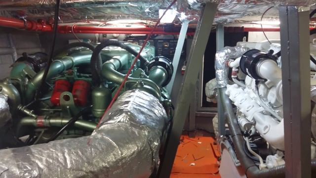 DOOSAN MARINE DIESEL ENGINE V158TIH 480PS 1800RPM смотреть онлайн