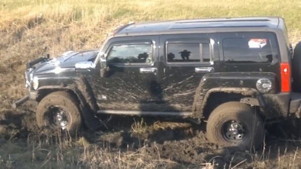 OFFRoad HUMMER. Хаммер гуляет по грязи