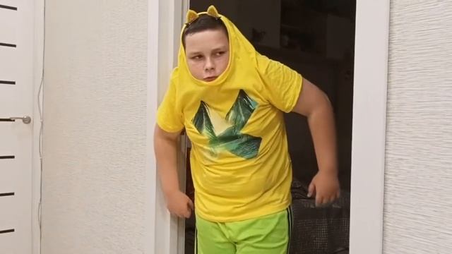 КОГДА КОТ ПРОСИТ ЕДЫ смотреть онлайн