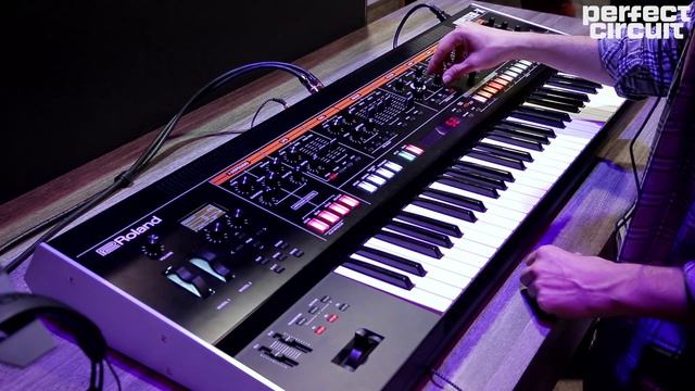 NAMM 2020: Roland Jupiter-X Sounds смотреть онлайн