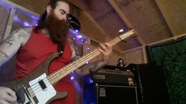 Black Sabbath - Dirty Women ( Bass Cover ) смотреть онлайн