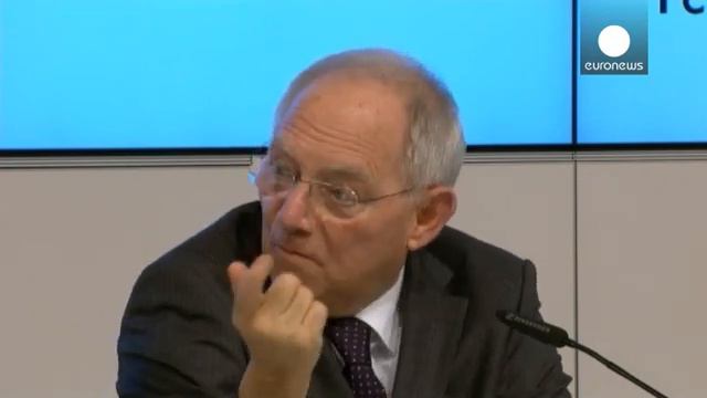 Шойбле не понимает, почему Германия должна платить за повышение зарплат в Греции - economy смотреть онлайн