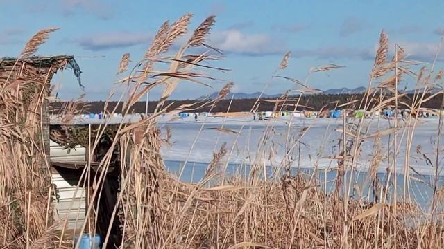 Веселковое рюлит! Первы лёд в 2022году смотреть онлайн