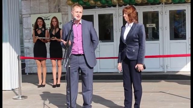 26 сентября в Ульяновске открылся Бизнес-центр УАЗ смотреть онлайн