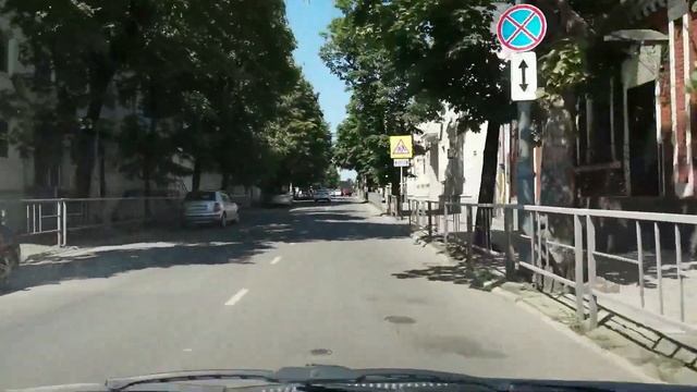 УЛИЦЫ КАРАНТИННОГО КРАСНОДАРА - ОЧЕРЕДНАЯ ЧАСТЬ/ЦЕНТР/КУБАНСКАЯ НАБЕРЕЖНАЯ смотреть онлайн